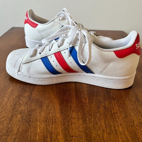 Adidas Americana vs. Superstar - Picture 2 of 14